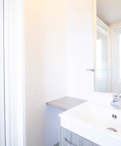 Salle De Bain Mobil Home Zéphir 4 Avec 3 Chambres Avec Climation à Saint Georges De Didonne