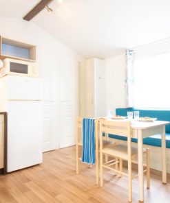 Salon Mobil Home Galion Pour 4 Personnes à Saint Georges De Didonne